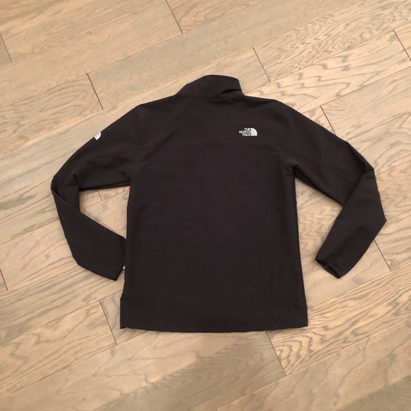 The North Face Softshell Jacket - Picture 2 of 6